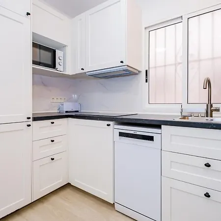 Pedro Lorca Id180 アパート *