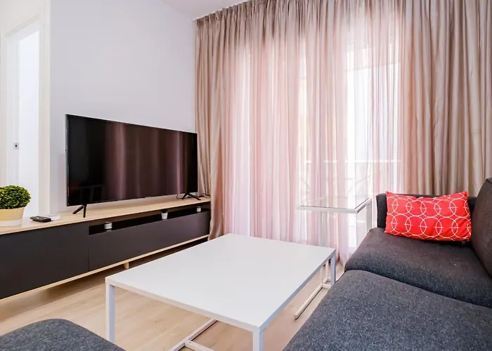 Pedro Lorca Id180 * Torrevieja